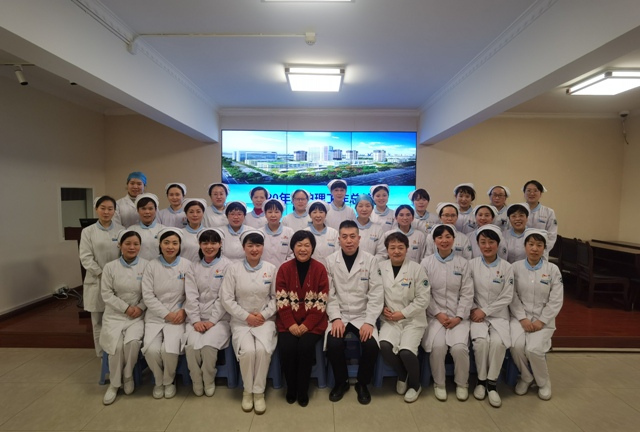 医院护理部召开2020年度护理工作总结会
