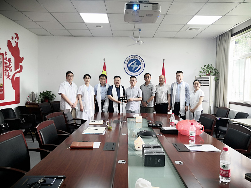 西藏噶尔县领导来省四院交流援藏工作