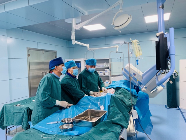 陕西省第四人民医院完成首例锁骨下动脉闭塞再通介入术