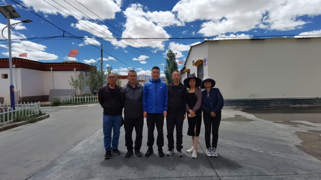 陕西省第七批援藏医疗队队长看望慰问省第四人民医院援藏医疗队