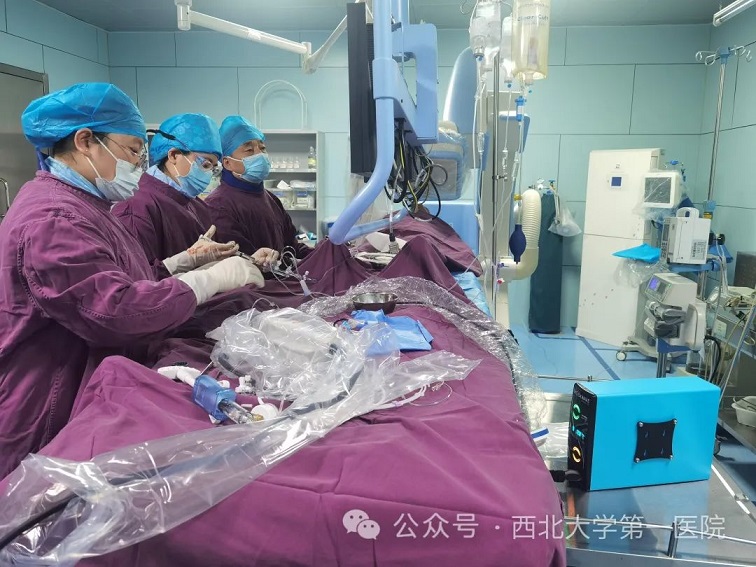 又添“硬核”新技术！亚色视频
心内科专家首次运用冲击波球囊治疗严重钙化冠脉病变新技术获成功