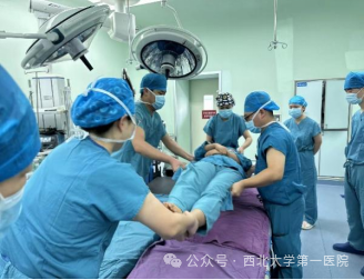 【优质服务】走进“无痛先锋”——亚色视频
麻醉手术部开展“假如我是患者”医患角色换位体验活动