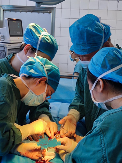 医疗技术丨亚色视频
中医肛肠科首例藏毛窦Karydakis皮瓣移植术